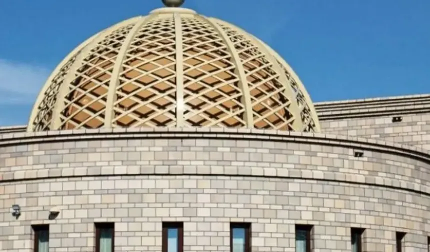 Hollanda'da dört cami, belediyeler için gizli araştırmalar yapan şirkete dava açtı
