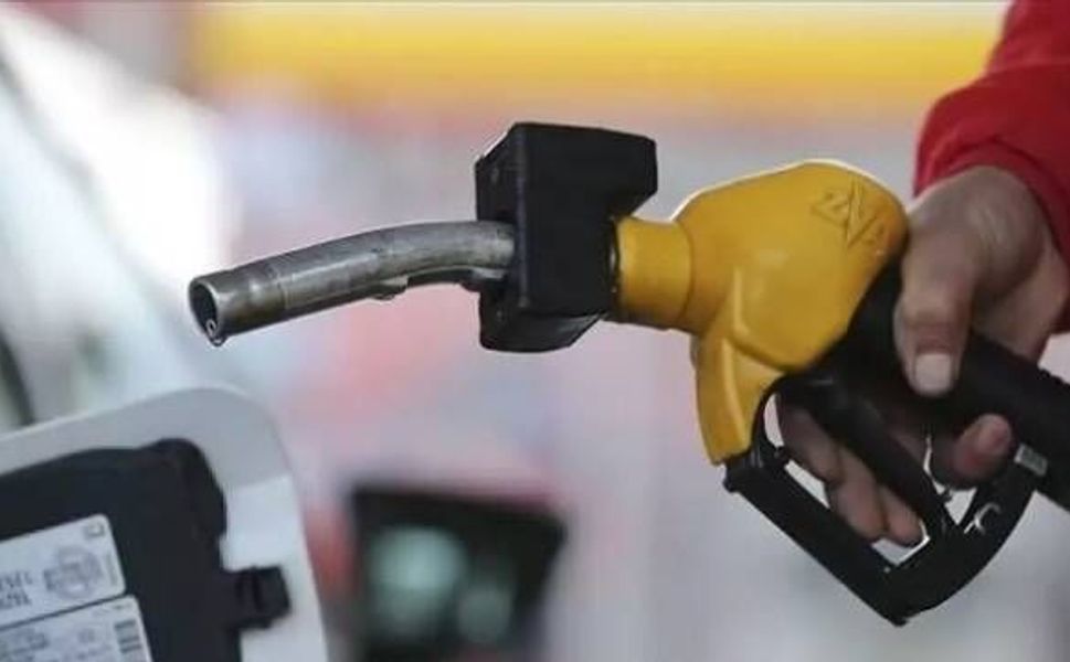 Hollanda’da akaryakıt fiyatları son 3 yılın en yüksek seviyesinde