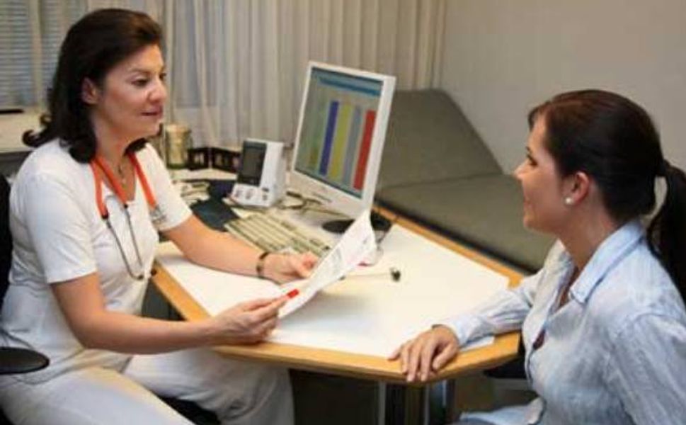 Almanya’da her doktor muayenesi için hastalardan ücret alınacak