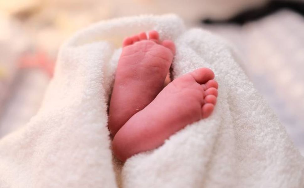 Belçika'da serum yerine dezenfektan verilen bebek hayatını kaybetti