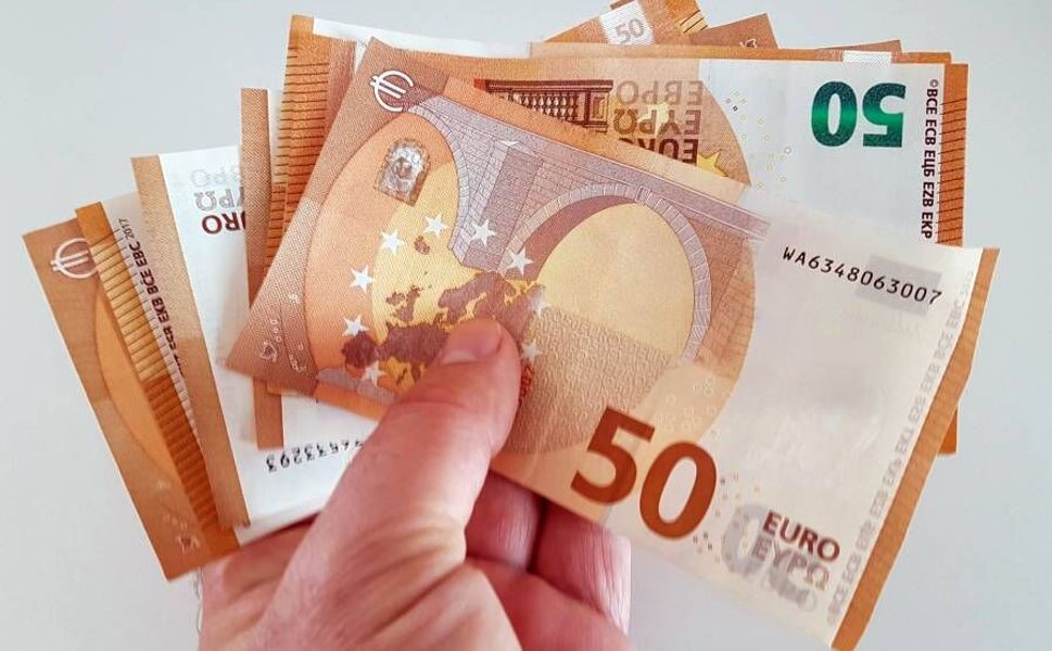 Fransa’da sosyal yardımlar 1 Nisan’dan itibaren artıyor