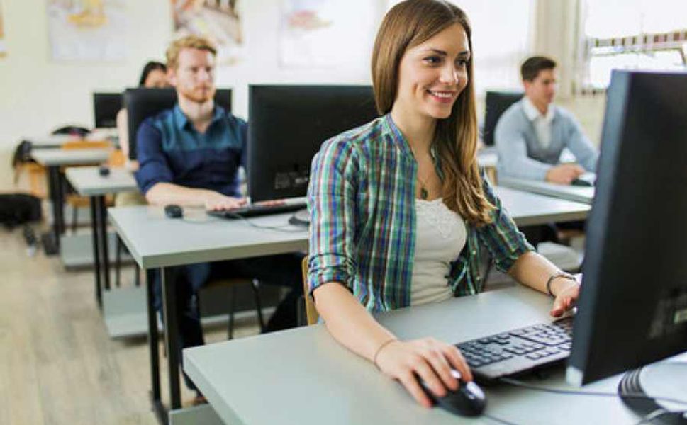 Almanya’da başkasının yerine ehliyet sınavına giren kişiye 10 yıl hapis talebi