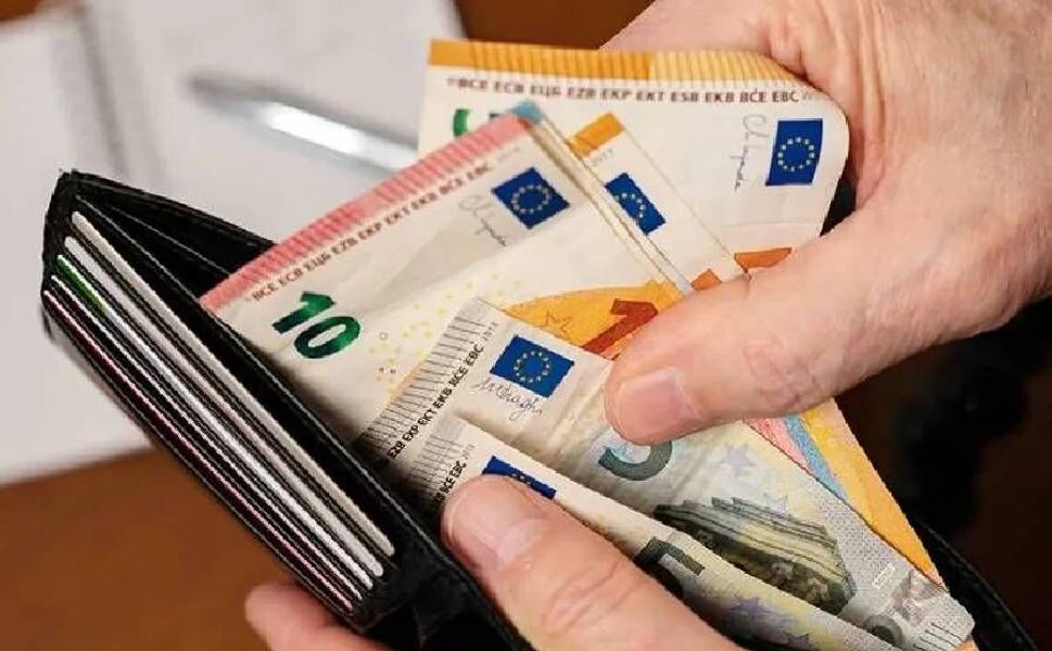 Hollanda’da emekliler bu yıl ne kadar tatil parası alacak?