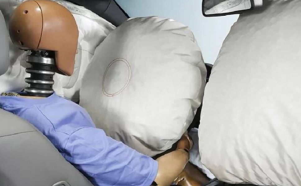 Fransa'da 1,3 milyon araç trafikten menedilebilir