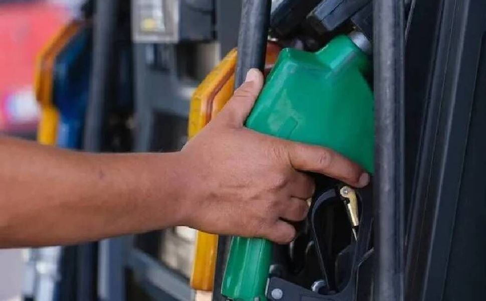 Avrupa’da dizel fiyatları benzini geçti, Hollanda en pahalı ülke oldu