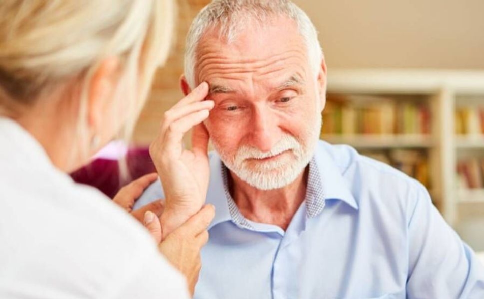 Araştırma: Işık terapisi Alzheimer hastalarında uykuyu iyileştiriyor