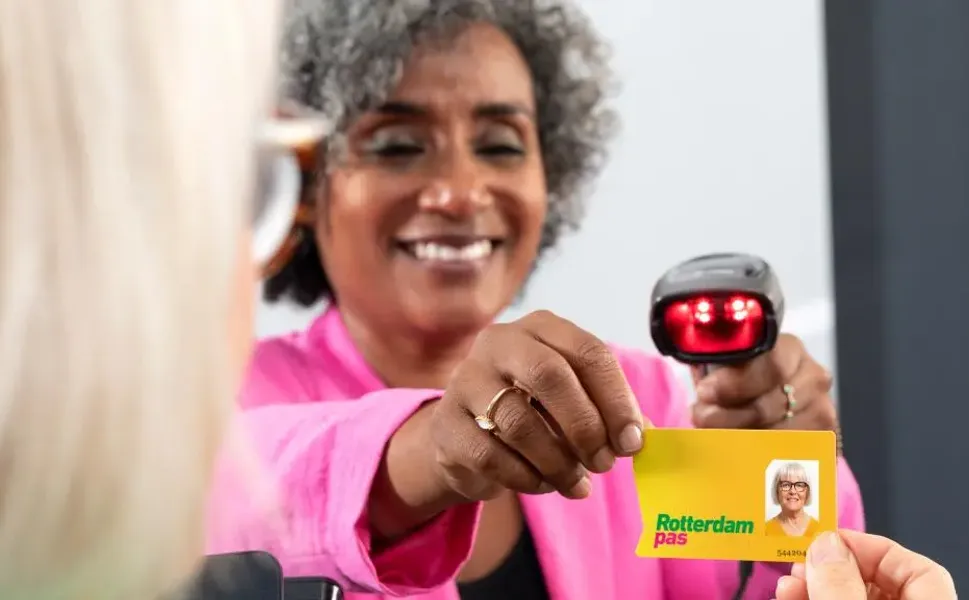 Rotterdam’da emeklilere 450 euroluk ek yardım başvurusu için son gün 30 Kasım