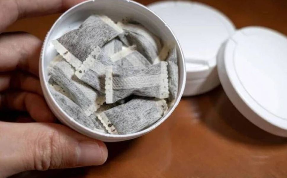 Fransa nikotin poşeti ve sakızları yasakladı