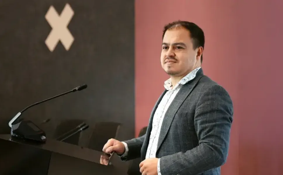 Koyuncu: Amsterdam’da aileler için ev kalmıyor