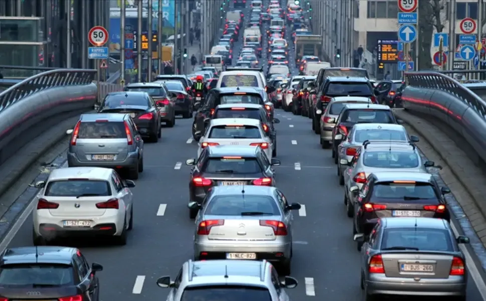 Gece trafik gürültüsü kolesterolü yükseltiyor olabilir