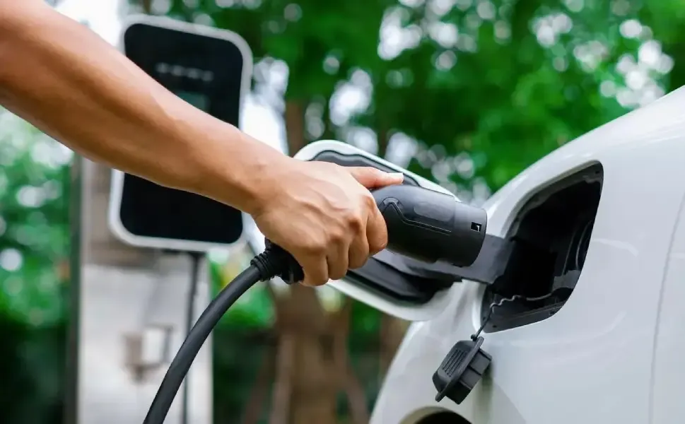 Almanya’da elektrikli araç teşviki için başvurular başlıyor