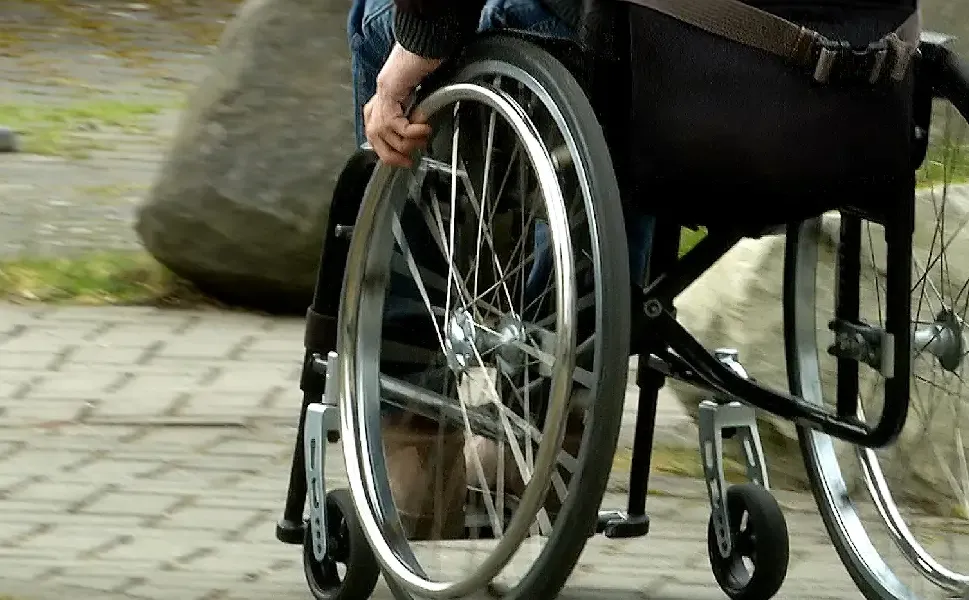 Hollanda’da yüz binlerce hasta ve engelli kişi hak ettiği ödeneği alamıyor