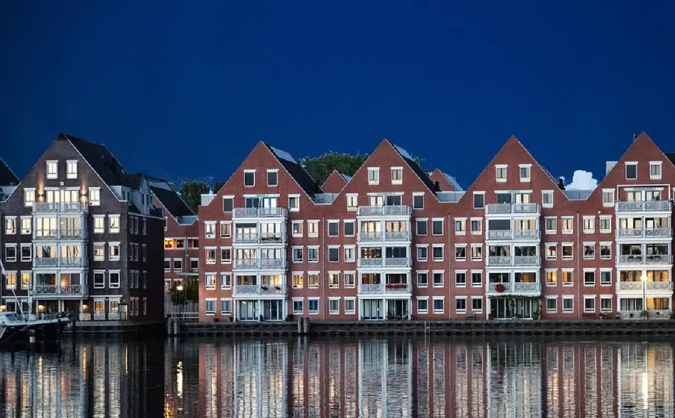 Hollanda’da sosyal konutta oturan 12 bin kiracının başka evi de olduğu ortaya çıktı