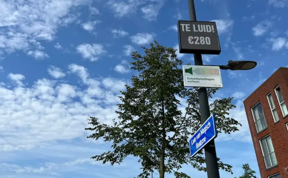 Hollanda’da ilk kez bir şehirde gürültü yapan araçlara ceza kesilecek