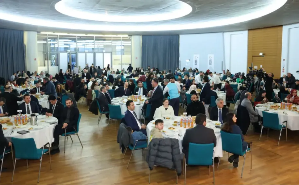 YTB Köln’de çocuklar ve ailelerle ramazan sofrasında buluştu