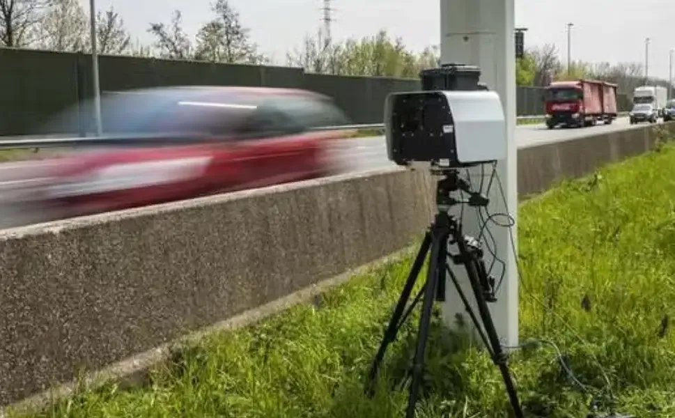 Belçika’da bir haftada yaklaşık 45 bin hız cezası kesildi