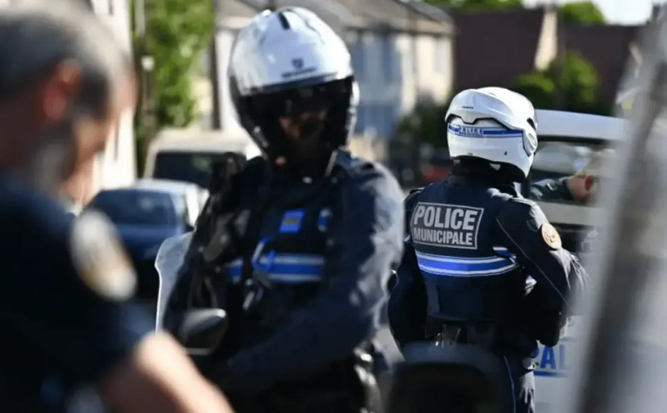 Fransa’da bir Türk vatandaşı araç içinde yanarak hayatını kaybetti