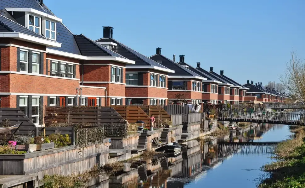 Hollanda’da düşük gelirli aileler için ev almak imkansız hale geldi