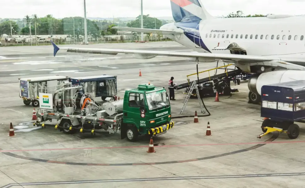 Havacılık sektöründen uyarı: Yakıt krizi büyüyor, uçuş iptalleri kapıda