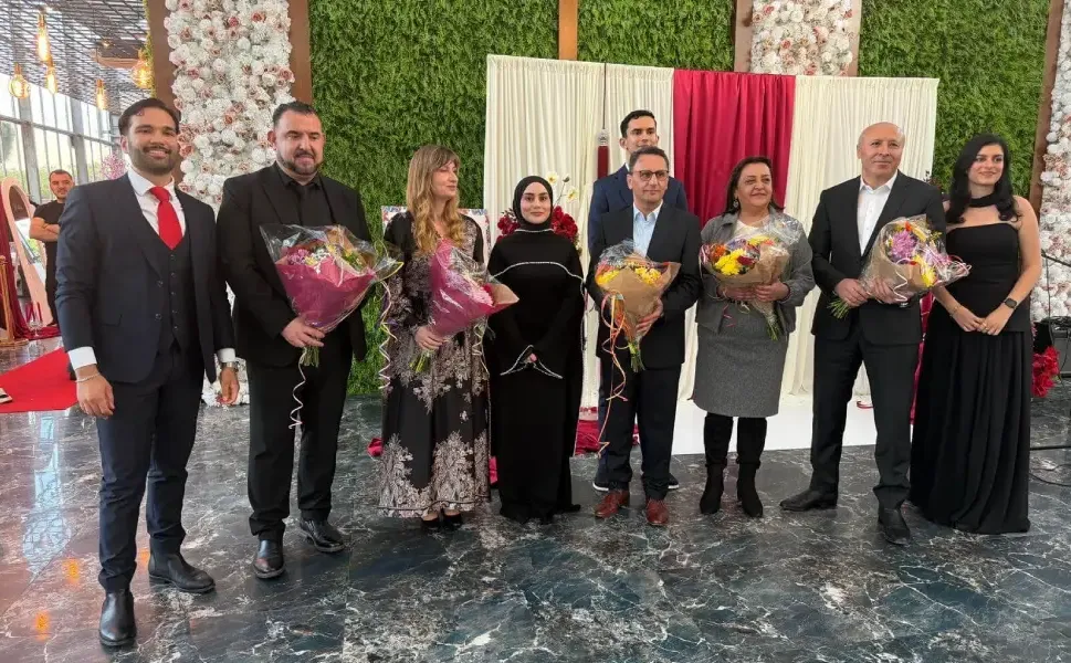 SV Mozaik 31. yılını Rotterdam’da düzenlenen gala gecesiyle kutladı
