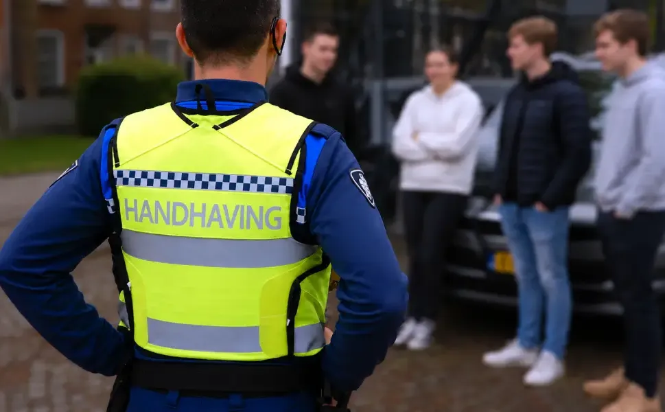 Hollanda'da Boa’lara yeni yetki: Gençlerin sabıka kaydı almasının önüne geçilecek