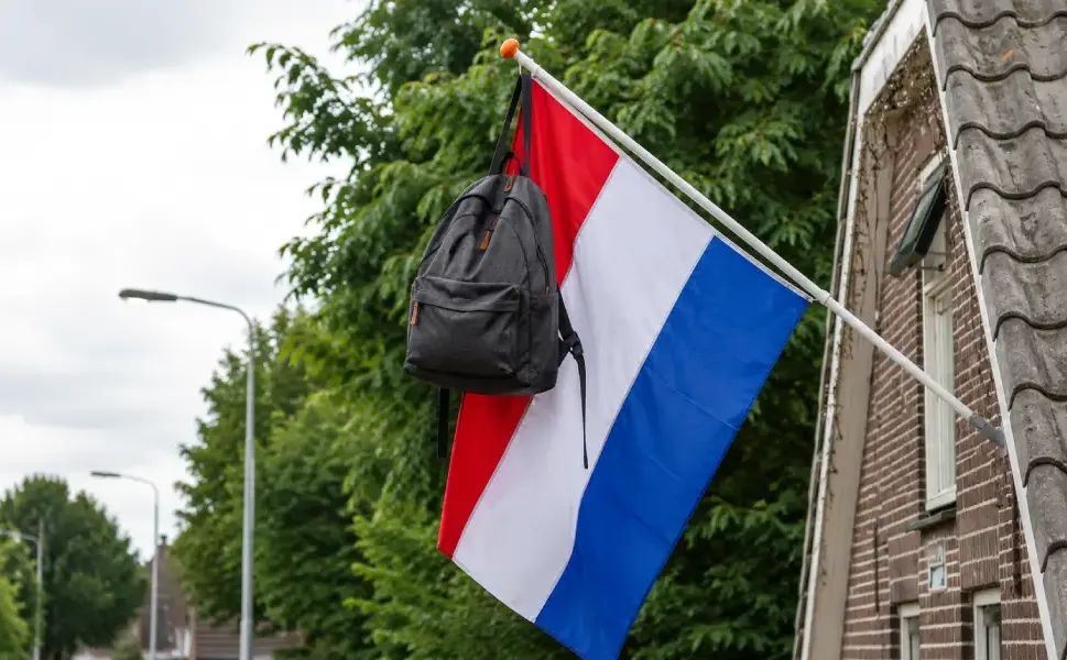 Hollanda’da 182 bin öğrenci için önemli gün: Sınav sonuçları açıklanıyor