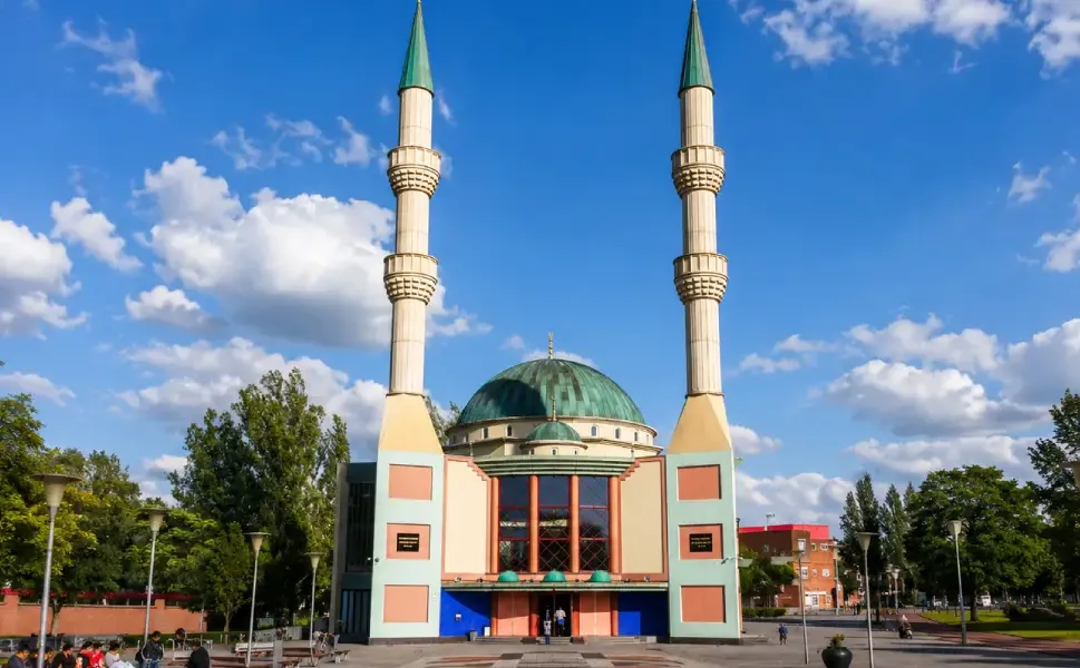 IOT’den Mevlana Camii’ne yönelik saldırgan davranışlara tepki