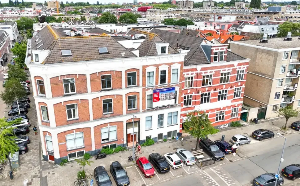 Rotterdam'da HDV Gültepe Camii ve Öğrenci Yurdu binası yeniden inşa ediliyor