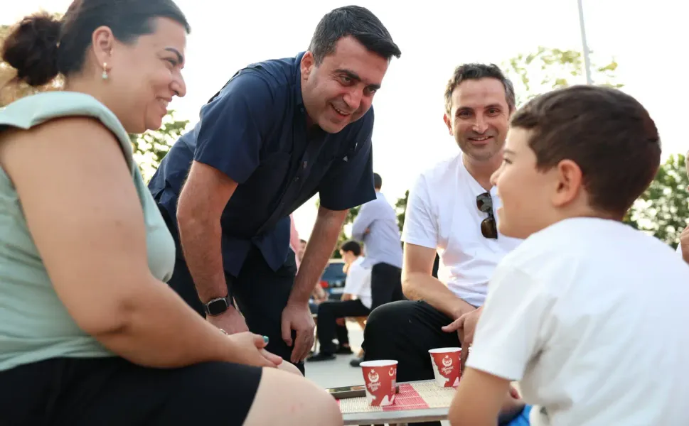 YTB Başkanı Abdulhadi Turus Memleket Yolu'nda vatandaşlarla Niş'te buluştu