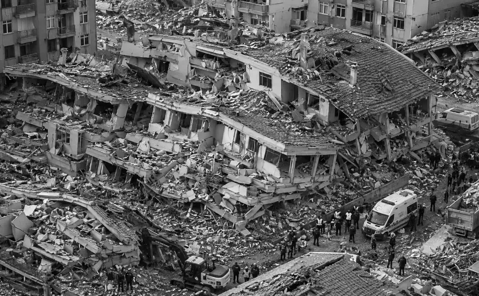 17 Ağustos Marmara Depremi'nin üzerinden 27 yıl geçti