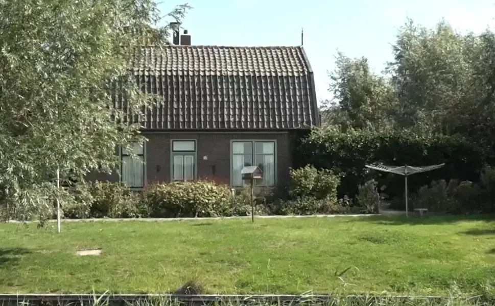 Hollanda da aile faciası: Önce eşini öldürdü sonra kendi canına kıydı