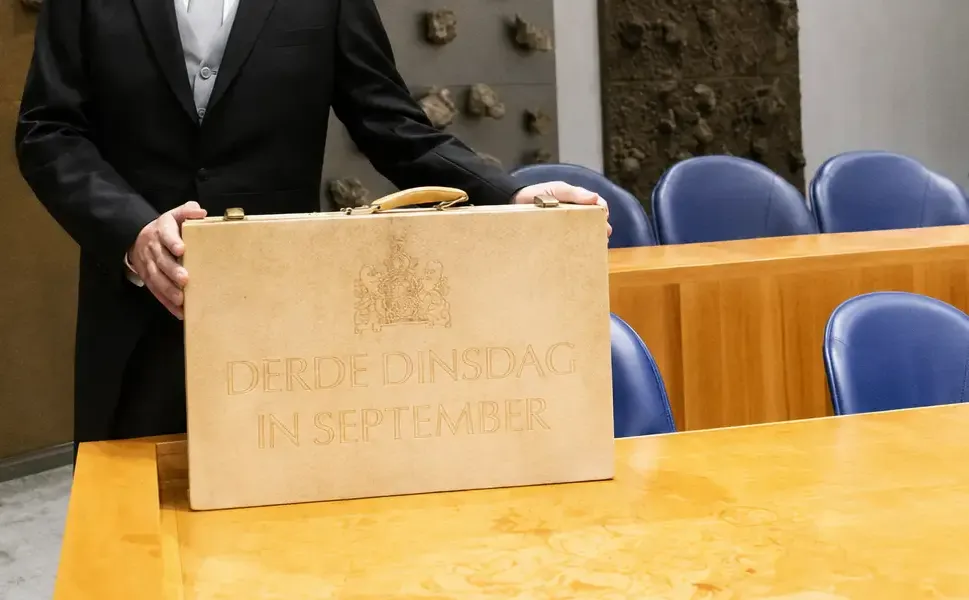 Hollanda'da koalisyon ortakları bütçe görüşmelerinde yine anlaşamadı