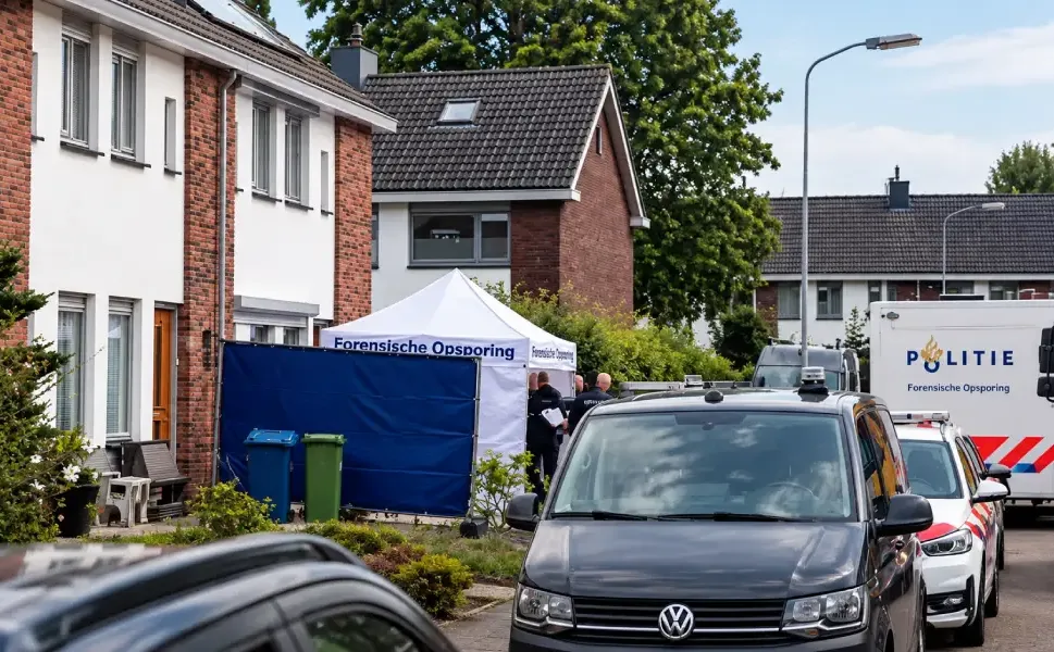 Hollanda'da bir anne 12 yaşındaki çocuğunu öldürmekten gözaltına alındı