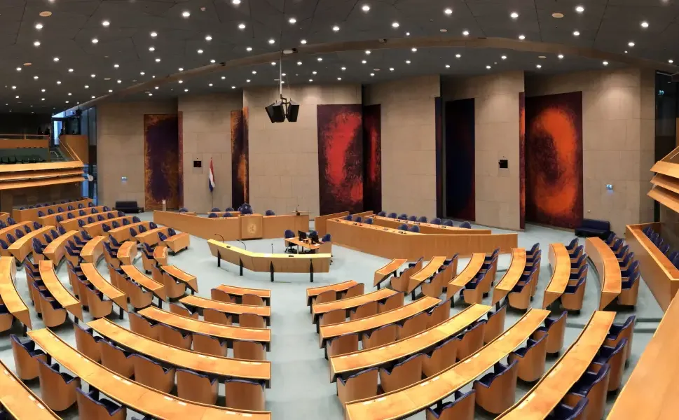 Hollanda’da koalisyon bütçe görüşmelerinde anlaştı, gözler muhalefette