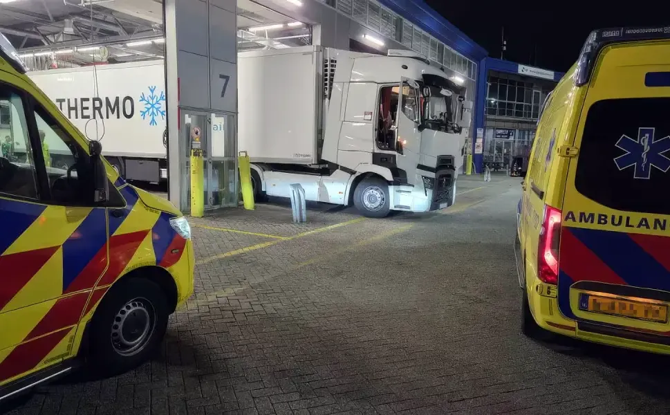 Hollanda’da TIR’ın dorsesinde 15 kişi yakalandı, Türk şoför gözaltına alındı
