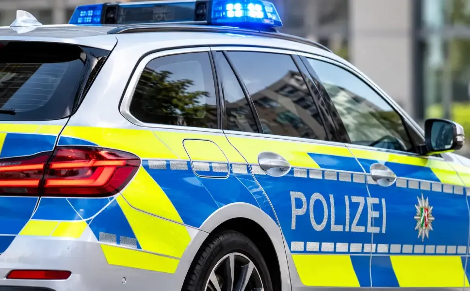Almanya'da sahte dil sertifikası şebekesine operasyon: 7 kişi yakalandı