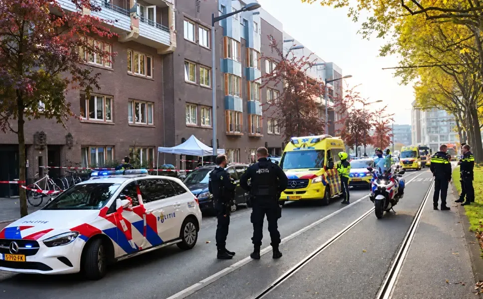 Amsterdam'da 1 yaşındaki çocuk üçüncü kattan düştü