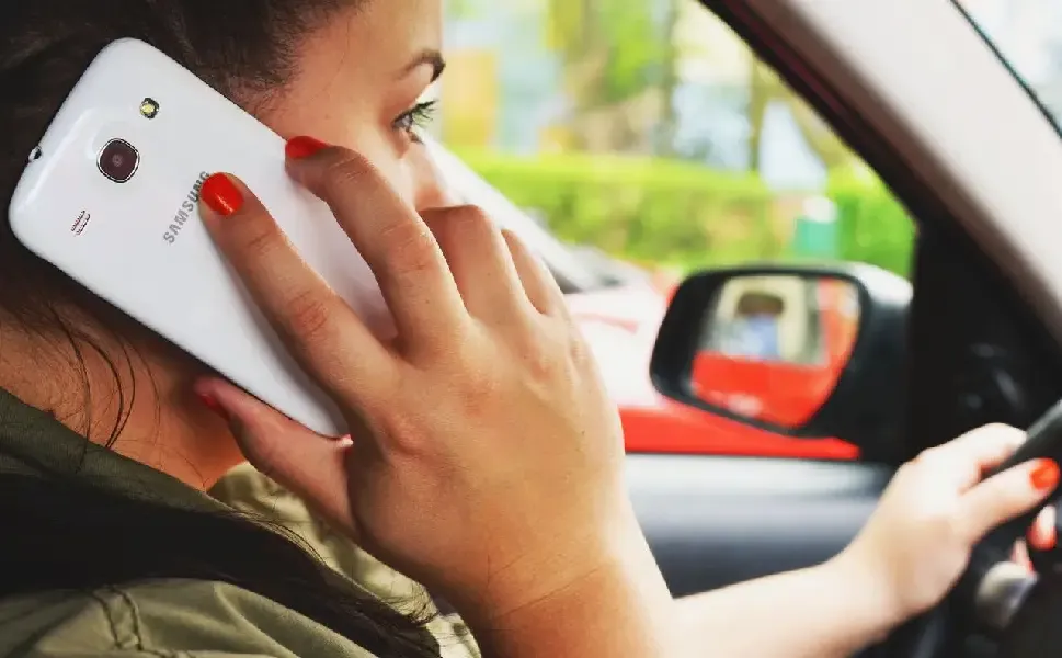 Avrupa'da telefon denetimi haftası: Hollanda, Belçika ve Almanya'da kontroller arttı