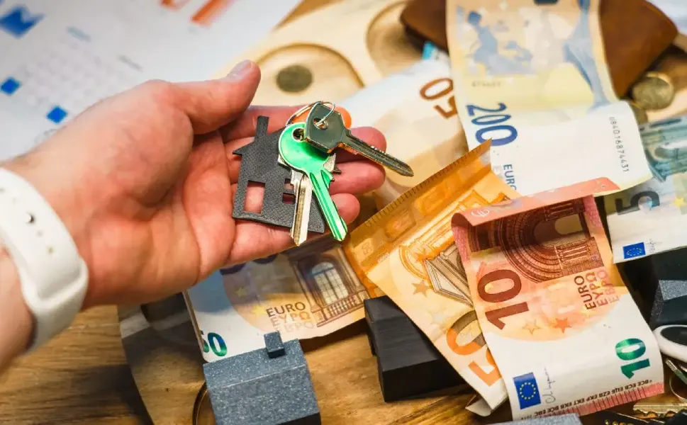 Fransa’da ailelere gelir şartı olmadan 100 bin euroya kadar faizsiz konut kredisi