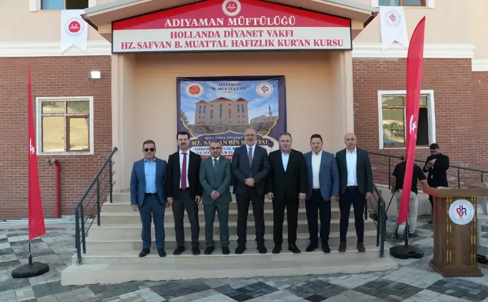 Hollanda Diyanet Vakfı Adıyaman'da Kur'an kursu ve cami açtı