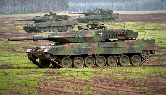 Belçika: Ukrayna'ya tank veremiyoruz, hepsini silah tüccarına satmışız