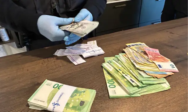 Zoll Bargeld Schwarzarbeit