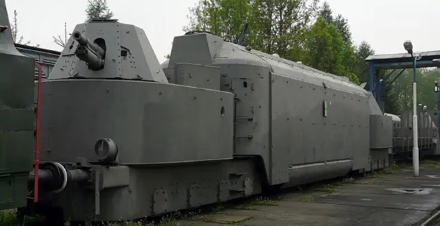 Nazi Treni