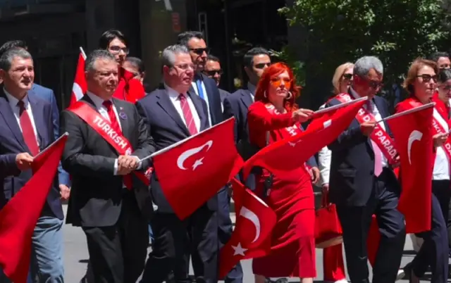 Türk Günü 00