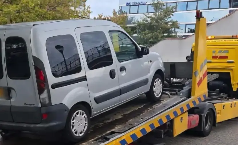 Araç Trafikten Men Edildi