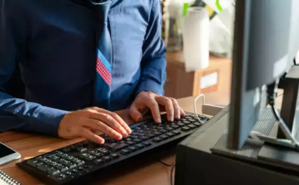 Hollanda’da devlet memurları iş bırakıyor: Vergi ve DUO hizmetleri aksayacak