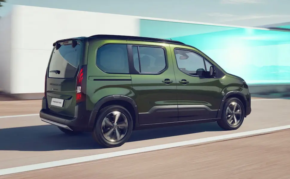 Fransa’da Peugeot, Opel ve Fiat modelleri yangın riski nedeniyle geri çağrılıyor