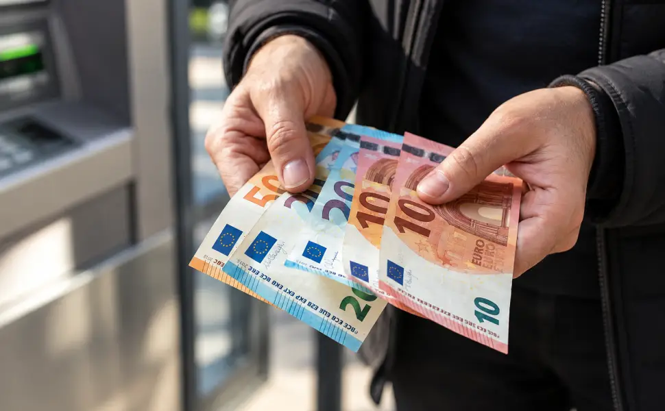 Almanya’da asgari ücret ve Minijob aylık kazanç sınırı 2027’de artıyor