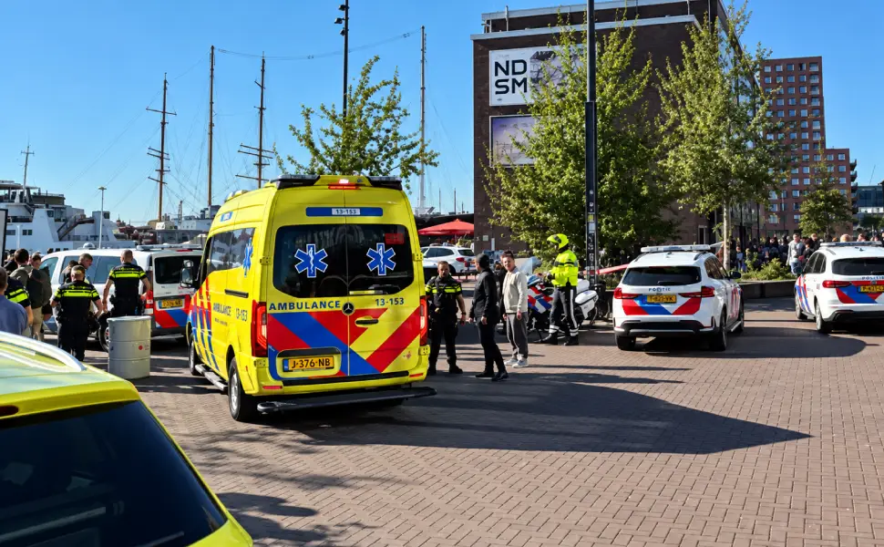 Amsterdam’da tasmasız köpek yüzünden çıkan tartışmada cezaevi çalışanı öldürüldü