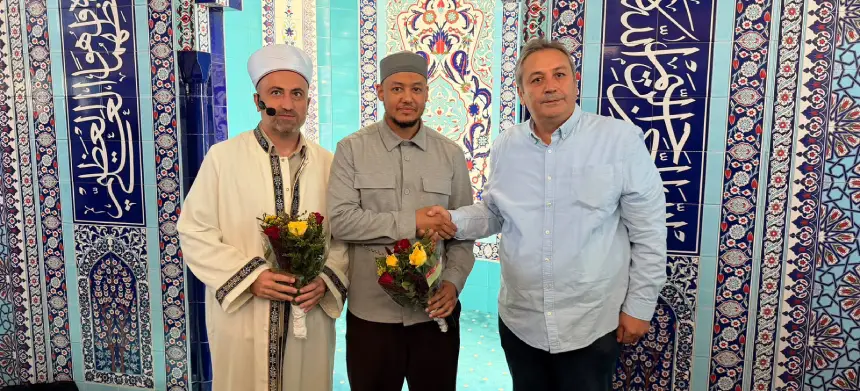 Hollanda’da Camiler Ve Din Görevlileri Haftası 06